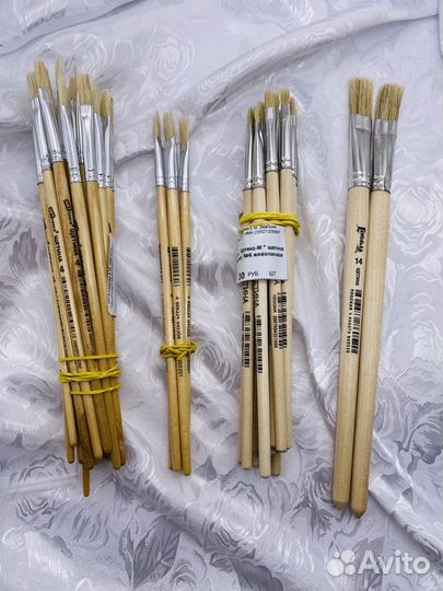 Кисти для рисования, ученические