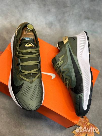 Nike pegasus trail 2 зеленые разм. 43