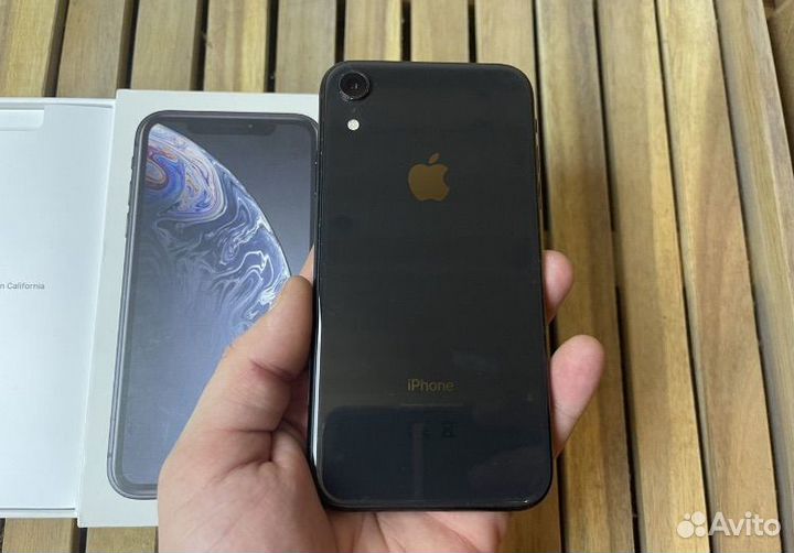 iPhone Xr, 64 ГБ