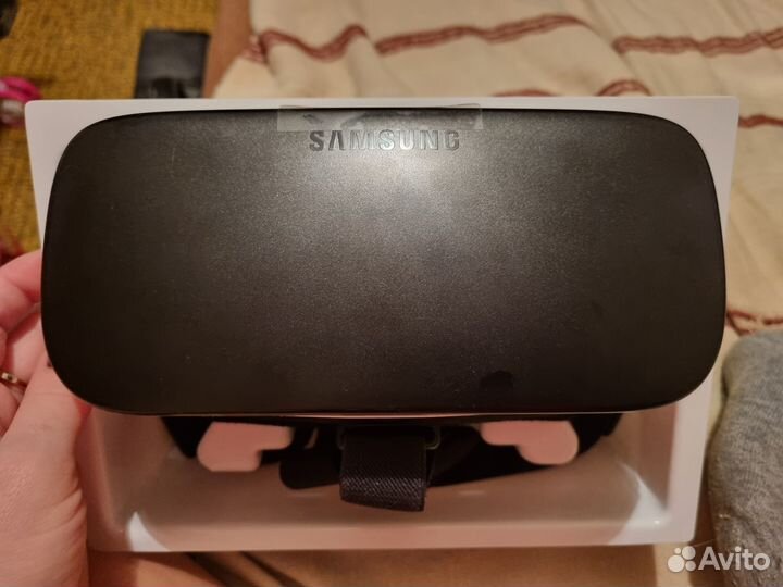 Очки виртуальной реальности для телефона