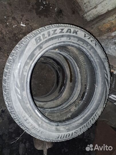 Bridgestone Blizzak Revo GZ 205/55 R16