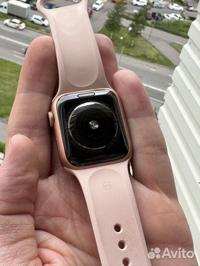 Часы apple watch 4 40 mm