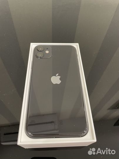 iPhone 11, 64 ГБ