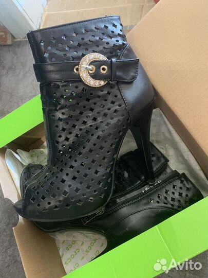 Обувь женская 35размер