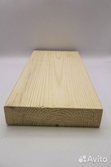 Сосна профилированный брус хвоя