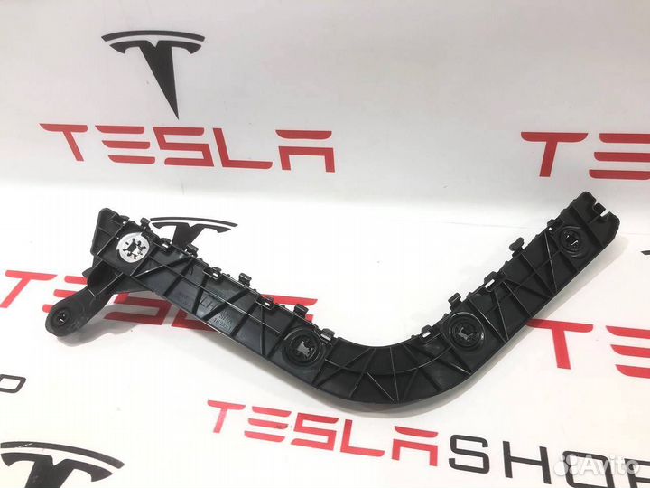 Кронштейн крепления бампера заднего левый Tesla