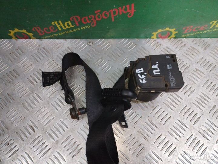 Ремень безопасности передний правый Ford Focus 2