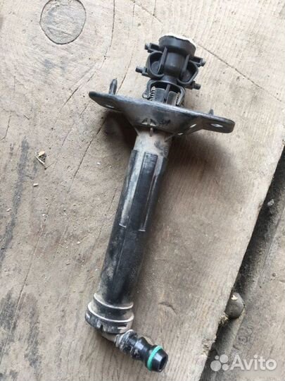 Форсунка омывателя фар правая Audi A6 4G2 cyga