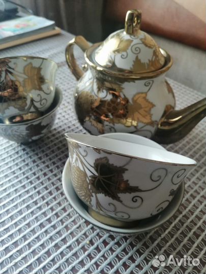 Чайный сервиз новый с позолотой