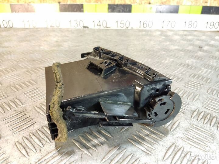 Дефлектор воздушный Nissan Tiida c11