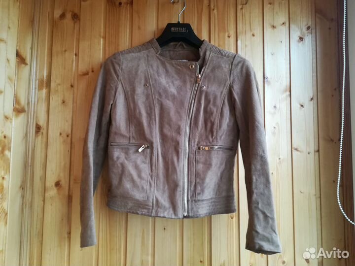 Куртка женская размер 44