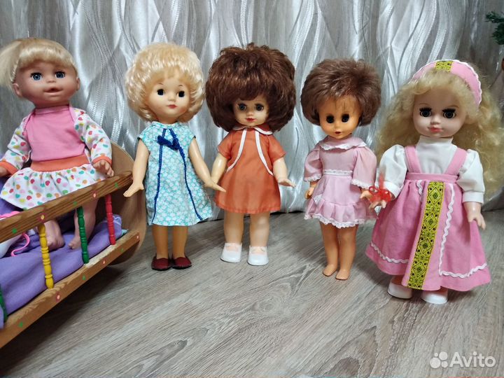 Куклы и пупсы современные и ретро