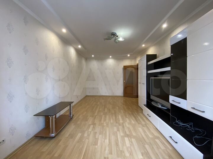 2-к. квартира, 65 м², 5/6 эт.