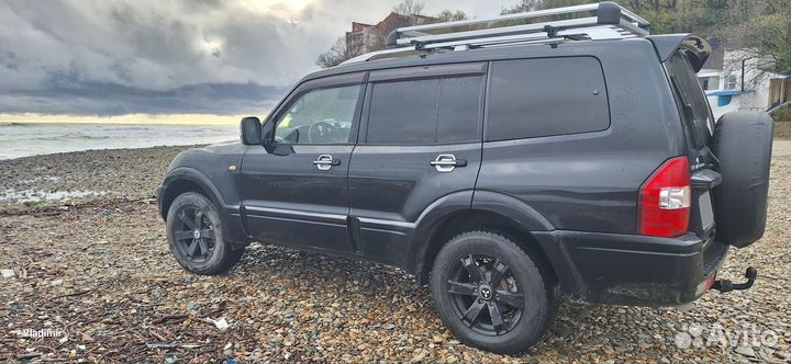 Mitsubishi Pajero 3.2 AT, 2005, 436 000 км