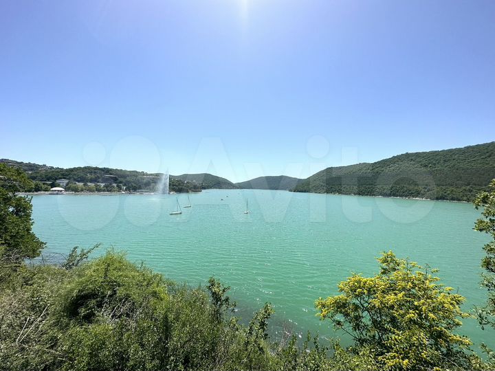 Дом 400 м² на участке 15 сот.