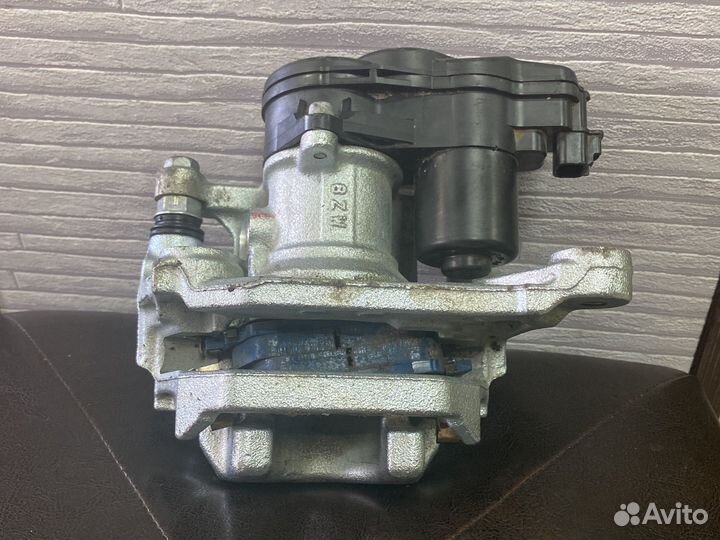 Электрический супорт Новый Mitsubishi Outlander 3