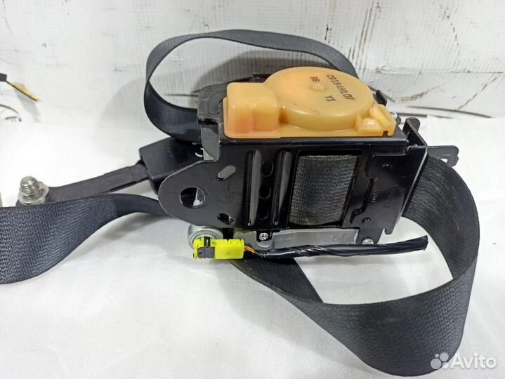 Ремень безопасности с пиропатроном передний левый