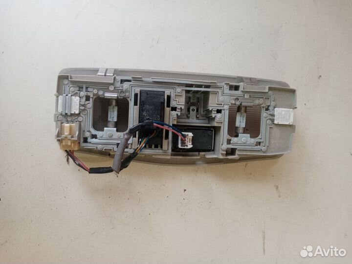 Плафон салона Mitsubishi Outlander XL 2006-2012