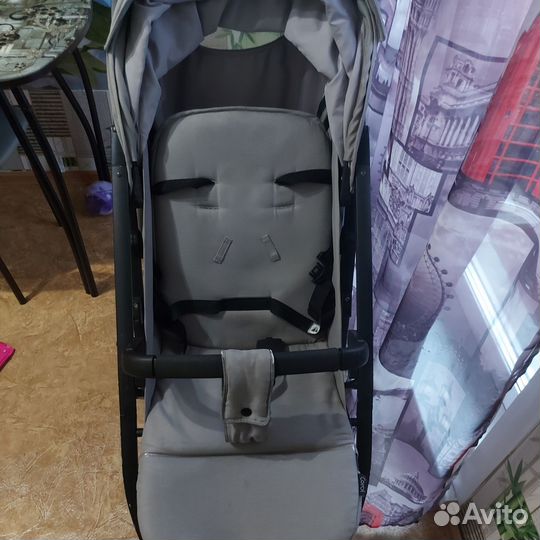 Прогулочная коляска летняя