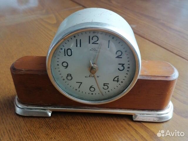 Часы настольные СССР Маяк