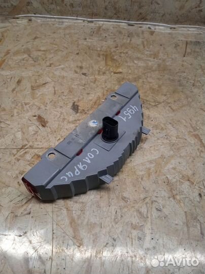 Стоп сигнал дополнительный Hyundai Solaris