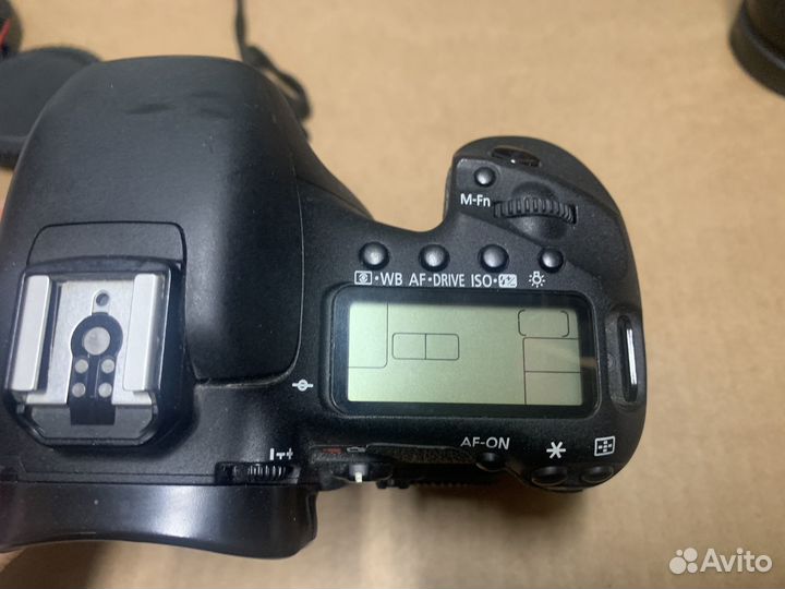 Зеркальный фотоаппарат canon eos 7d