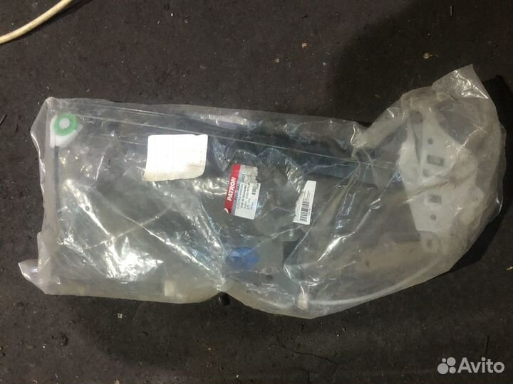 Стеклоподьёмник