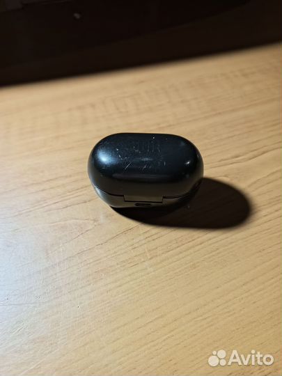 Беспроводные наушники jbl