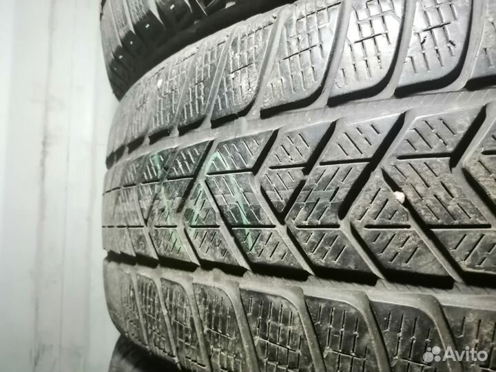 Pirelli Scorpion Winter 235/60 R18