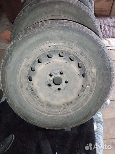 Royal Black Royal Eco 195/65 R15