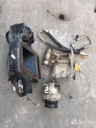 Нива 21214, кондиционер в сборе