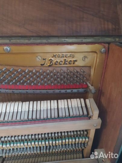 Пианино Беекер