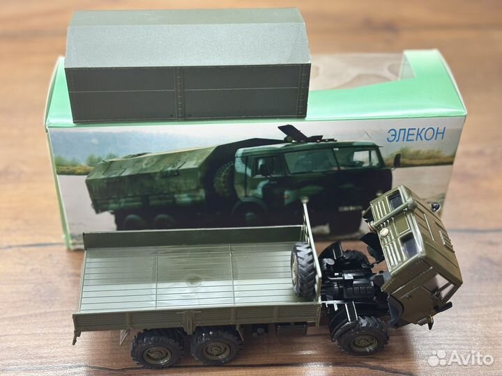 Модель Камаз 43101-010 хаки
