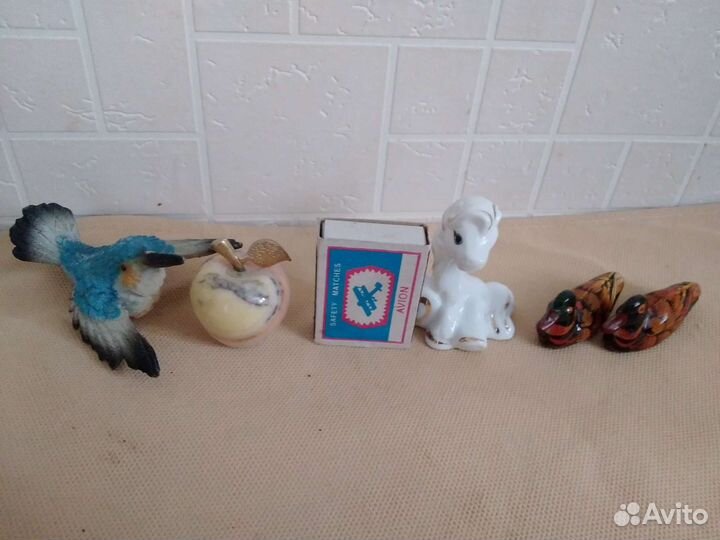 Статуэтки и фигурки