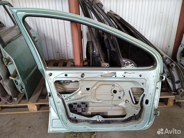 Дверь передняя левая Пежо 307 SW