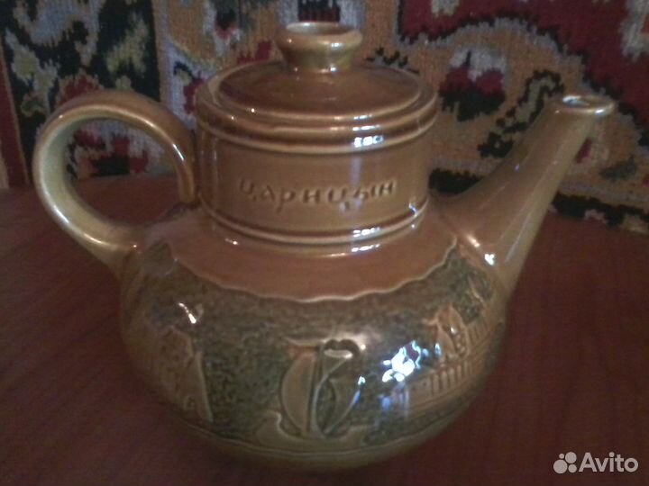 Большой керамический чайник