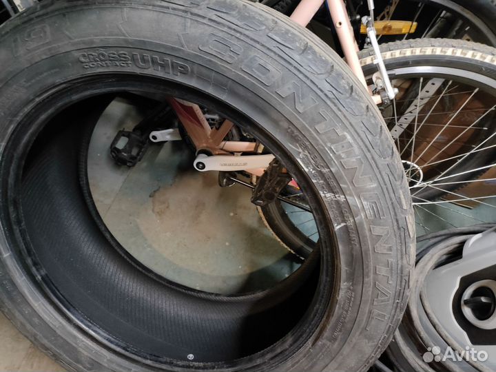 Continental CrossContact UHP 255/50 R19 103W