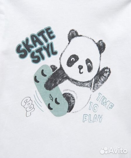 Новый комплект (футболка и шорты)