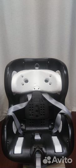 Britax Romer Trifix 2 I-size в отличном состоянии