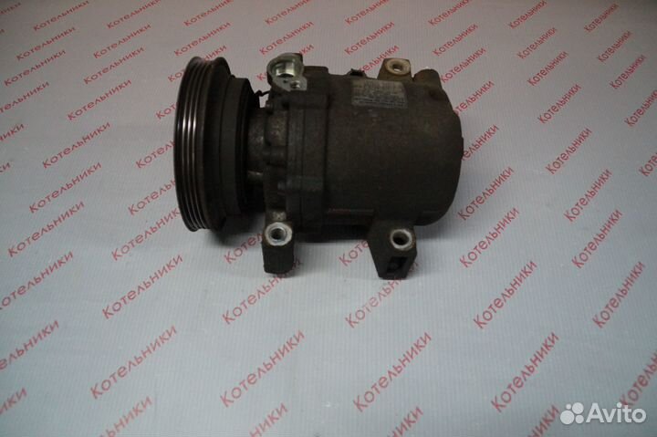 Nissan 92600-2J004 Компрессор кондиционера