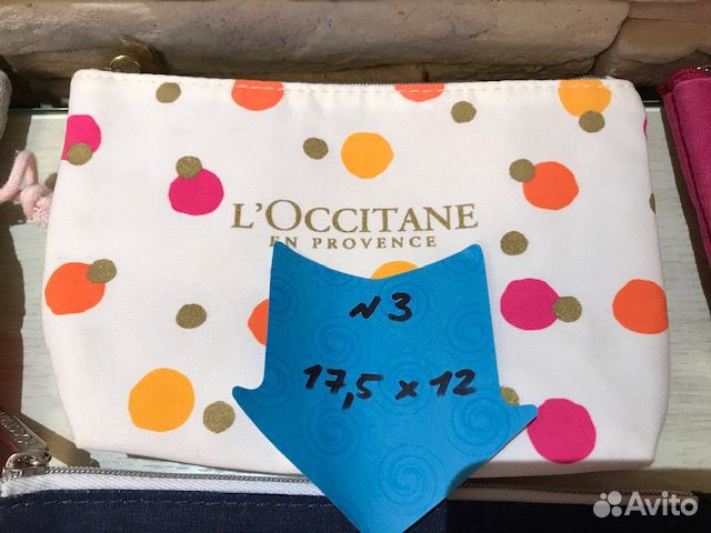 Брендовые косметички и сумочки L'Occitane