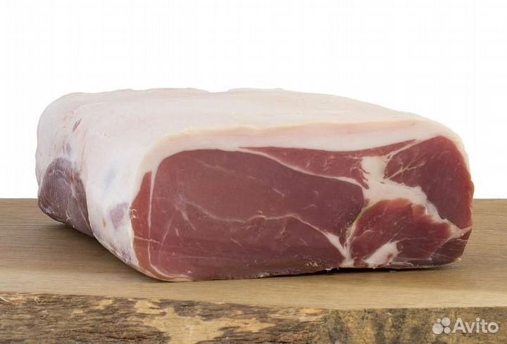 Прошутто Крудо Маттонелла Италия