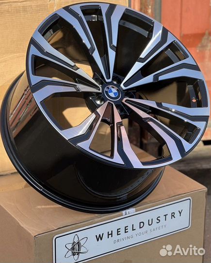 Кованые диски R23 BMW X7 G07