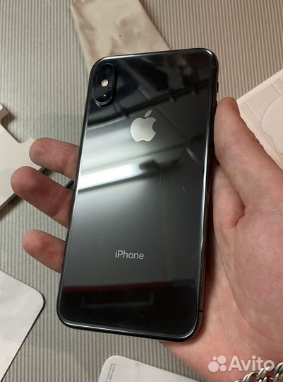 iPhone Xs, 64 ГБ