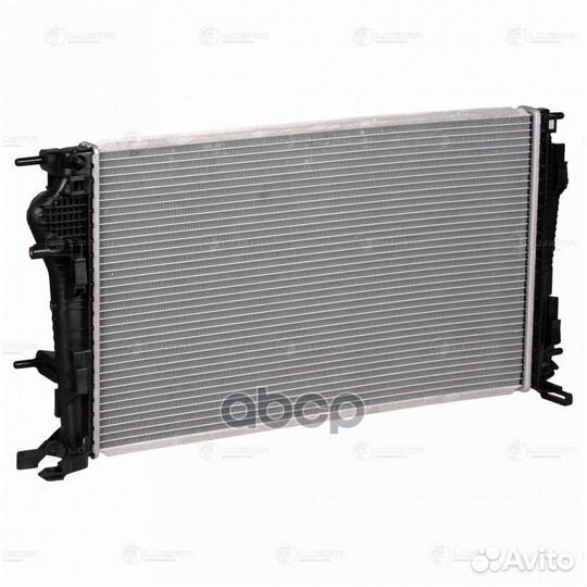 Радиатор системы охлаждения Renault Megane III