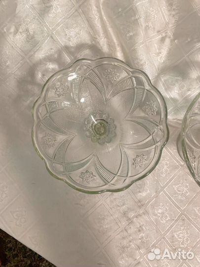 Креманка/тарелка на ножке