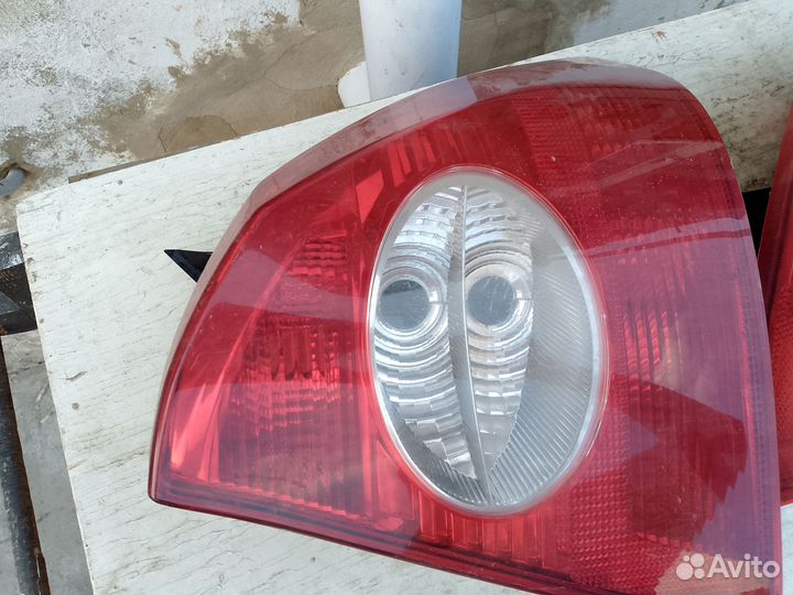 Задний фонарь форд фокус 2