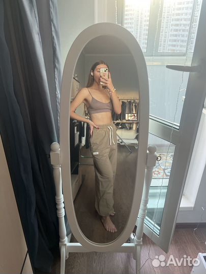 Спортивные штаны бежевые s