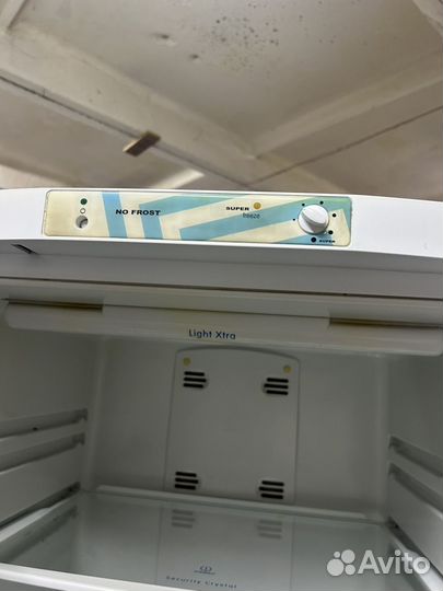 Холодильник Indesit (No Frost)