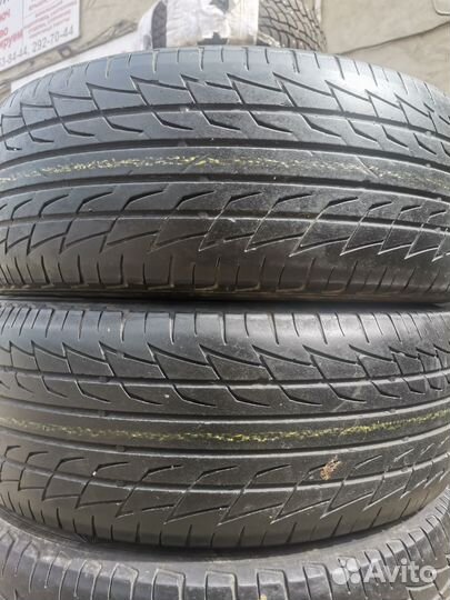 Stark T1 225/65 R17